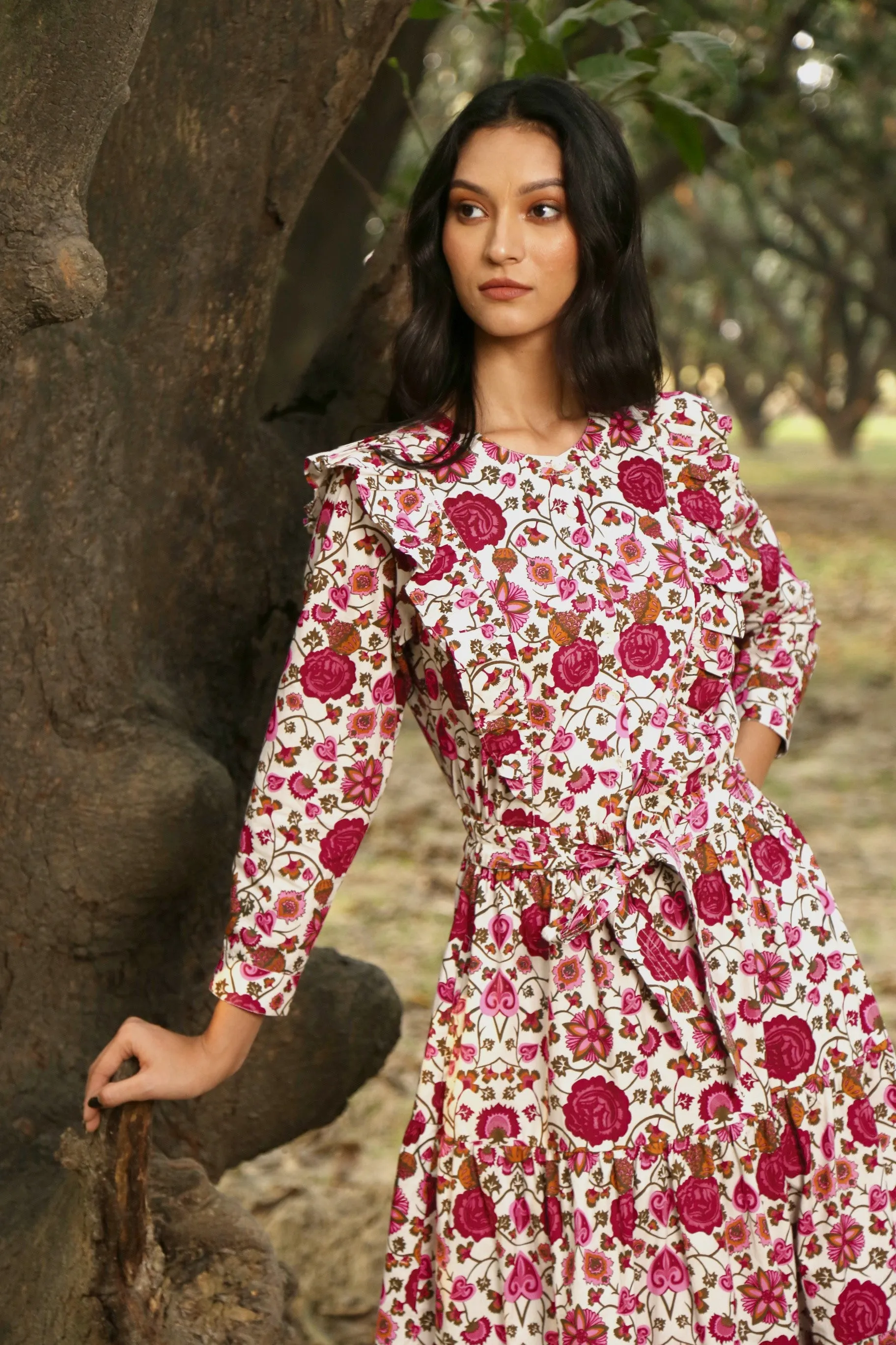 1678 Johanna Top