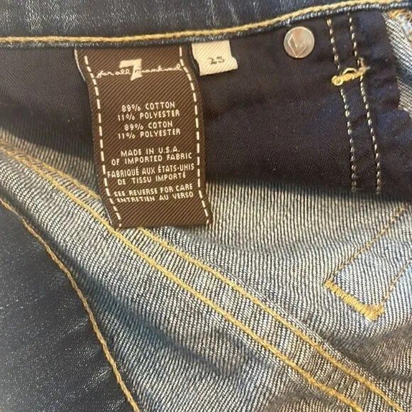 7 for all mankind, women’s shorts factory made cuffs size 25. Super cute shorts.