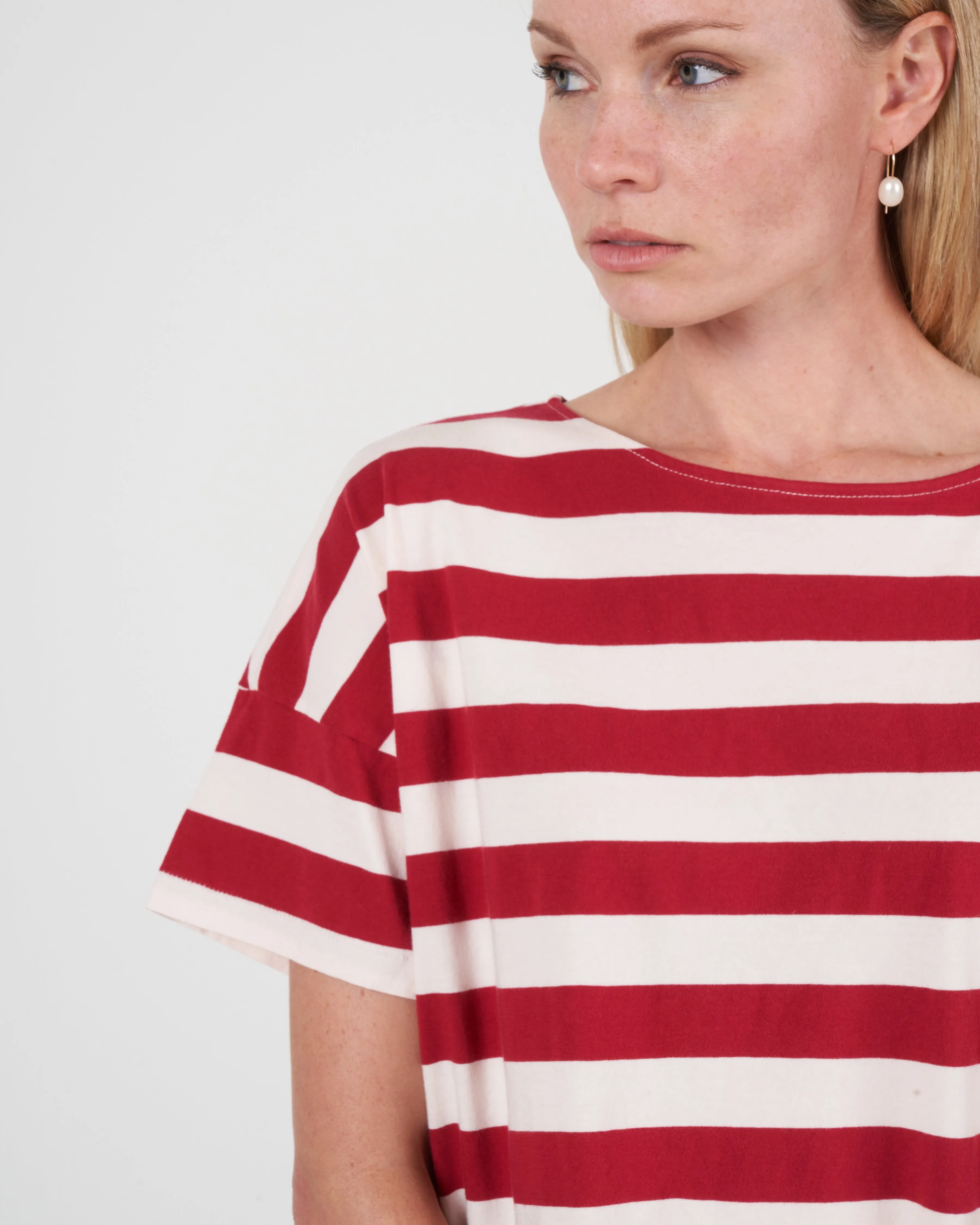 a95346 - boxy stripe tee - cardinal stripe 295