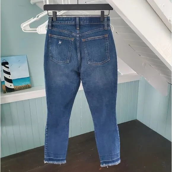 Abercrombie &amp; Fitch Curve Love The Skinny High Rise Jeans Raw Hem Size 24S Dark