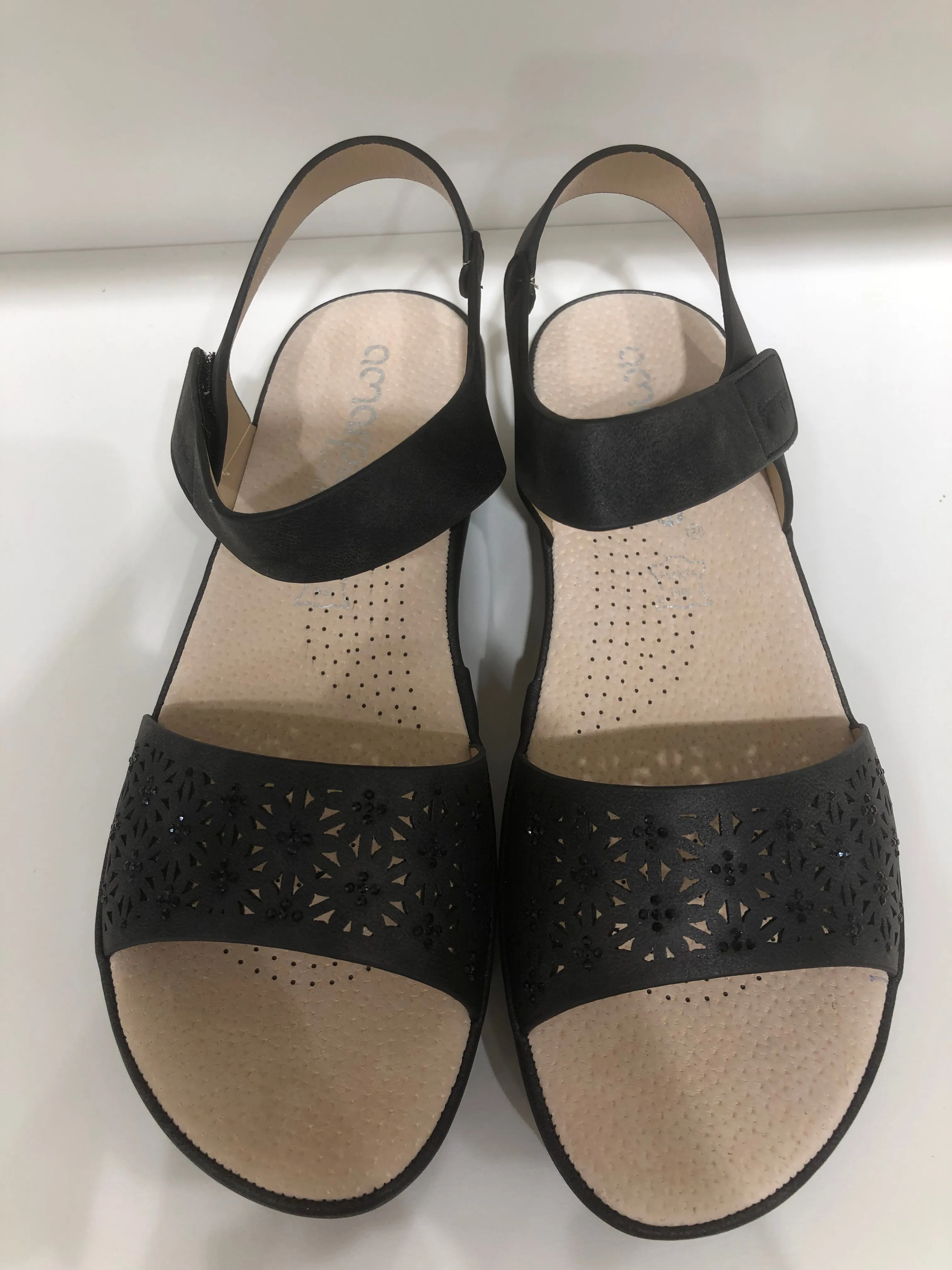 ABZ23588 BLACK