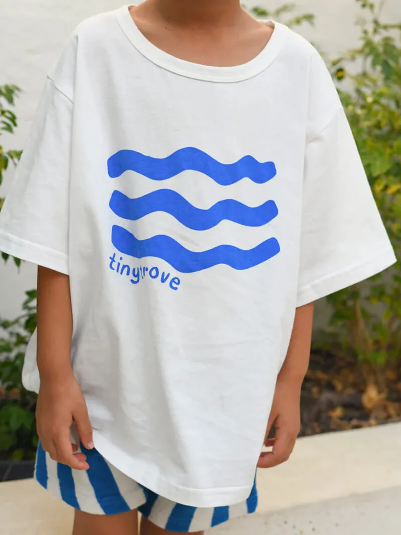 Akio Tee - Wave