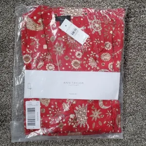 Ann Taylor Sleep Pajama Set