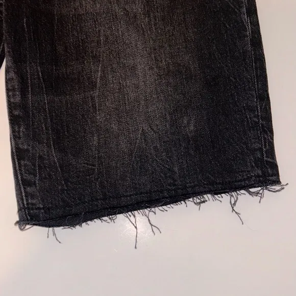 Anthropologie Pilcro women black bermuda hi rise jean shorts raw hem size 26 NWT