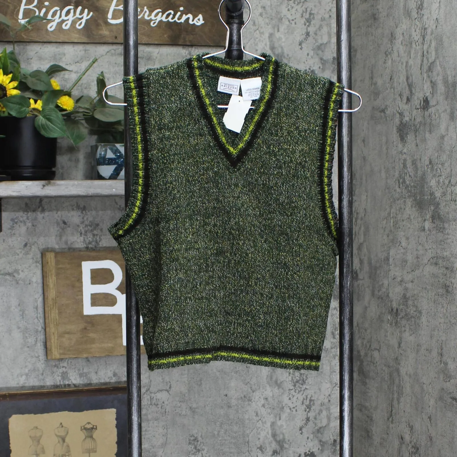 Arizona Jean Company Vintage Kids Boys Youth Knit Acrylic Dress Sweater Vest