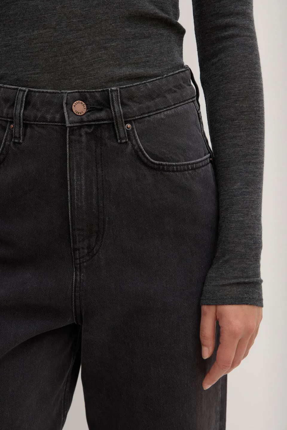 Assembly Label - Vintage Straight Jean (Vintage Black)