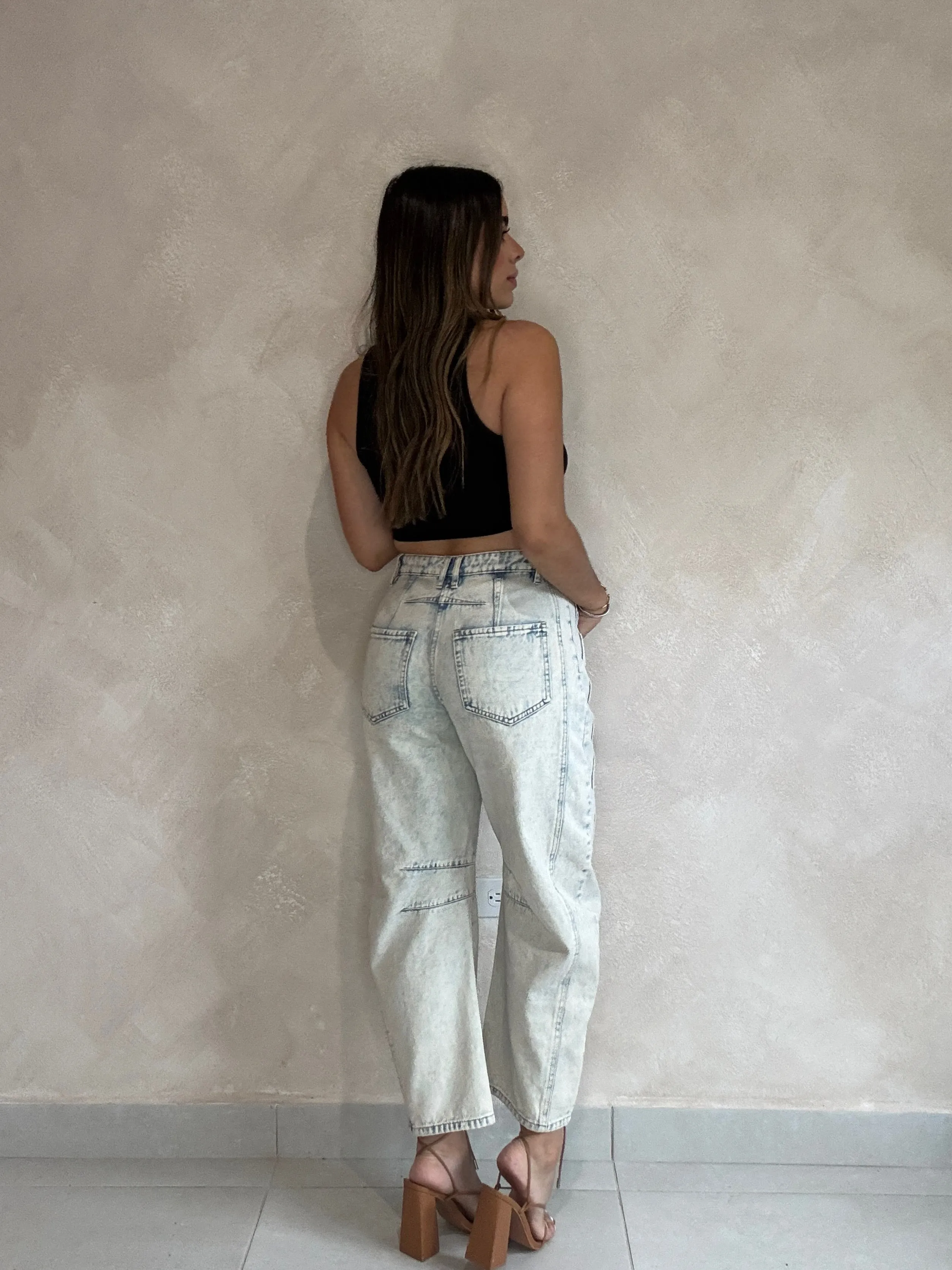 BARREL JEANS