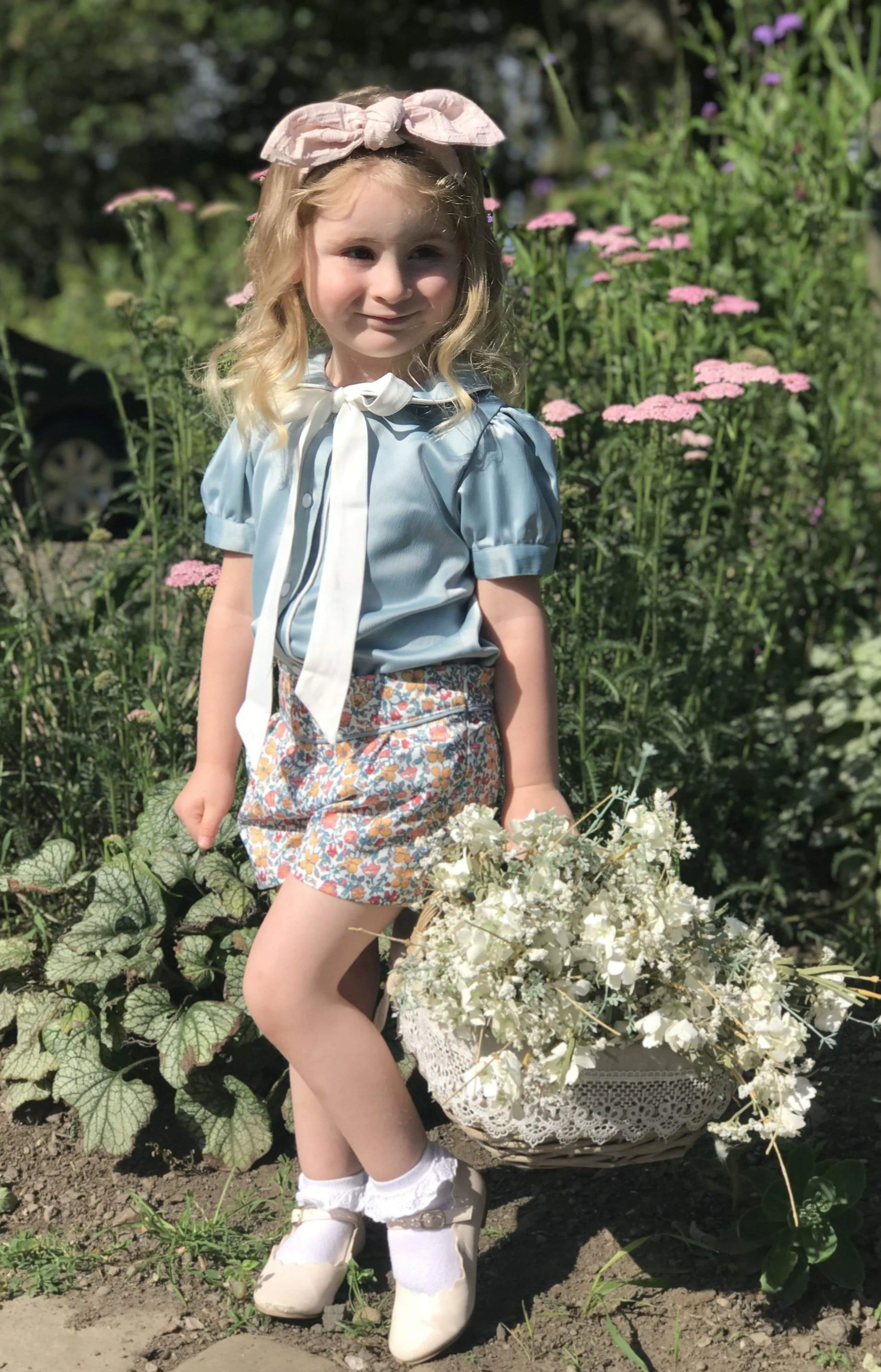 Betsy: Ditsy floral shorts
