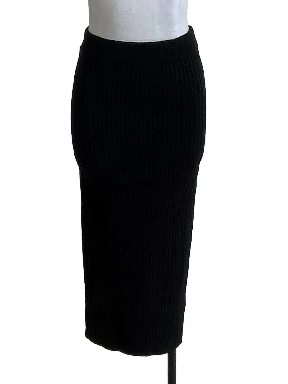 Black Ribbed Tube Skirt With Side Slit