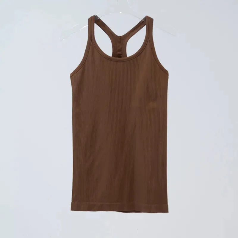 BREATHABLE SEAMLESS KNITTED TANK TOP