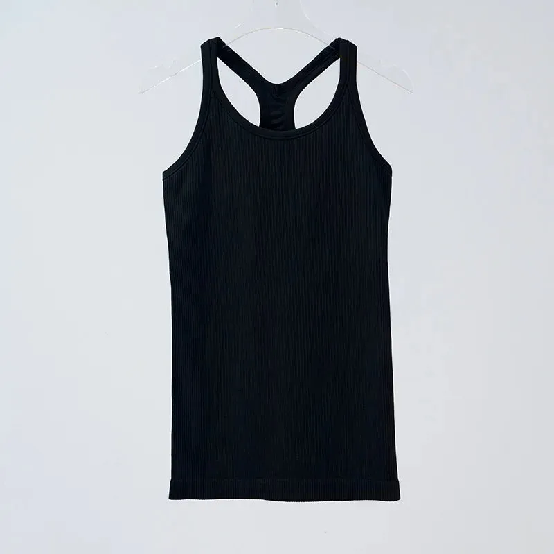 BREATHABLE SEAMLESS KNITTED TANK TOP