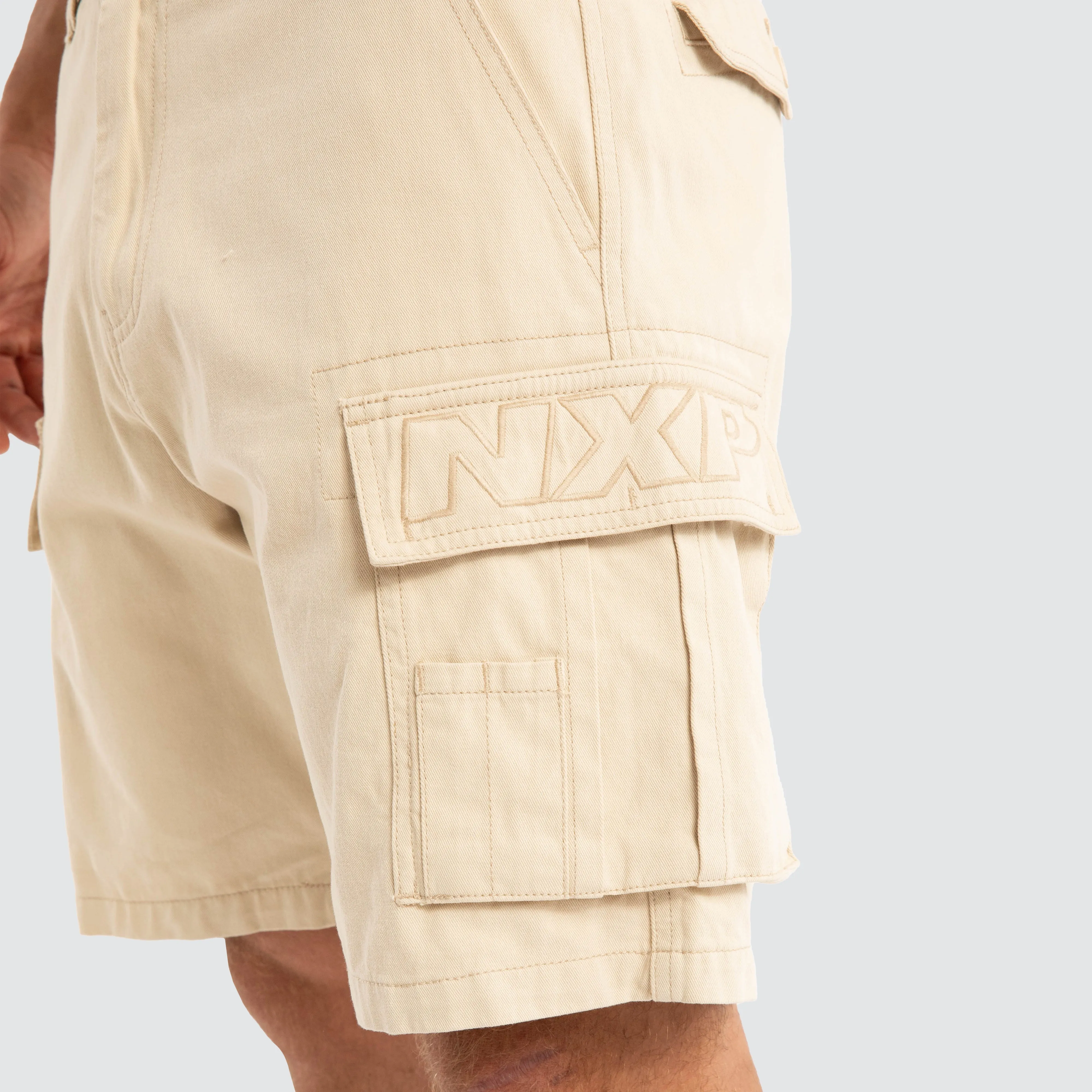 Colby Cargo Shorts Bone