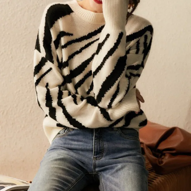 Cozy Loose-Fit Crew Neck Sweater