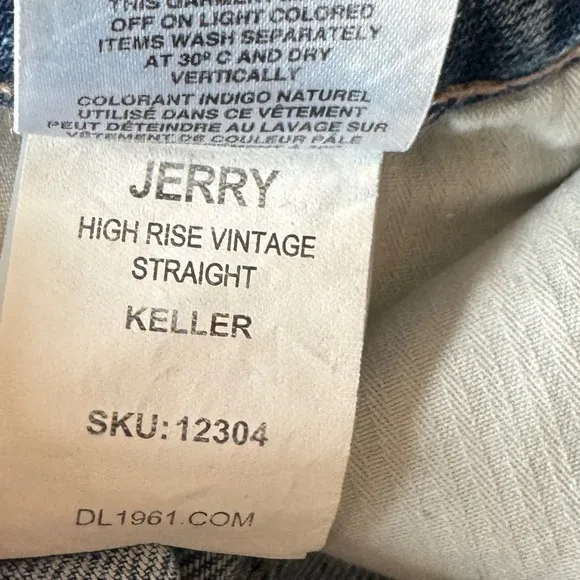 DL1961 High Rise Vintage Straight Jeans in Keller Wash, Size 26