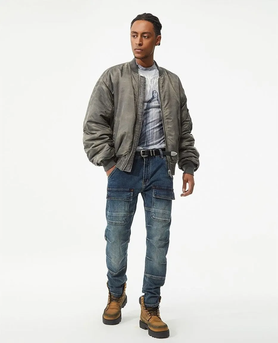 Durable Men's Jeans Featuring Trendy Flap Pockets