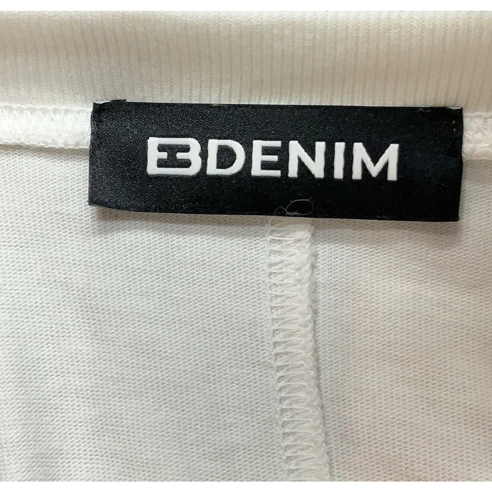 EB Denim Women's Eero White Structured Short Sleeve T-Shirt – Medium
