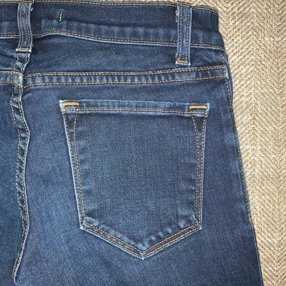 EUC J Brand Starless Skinny Jeans Size 25.