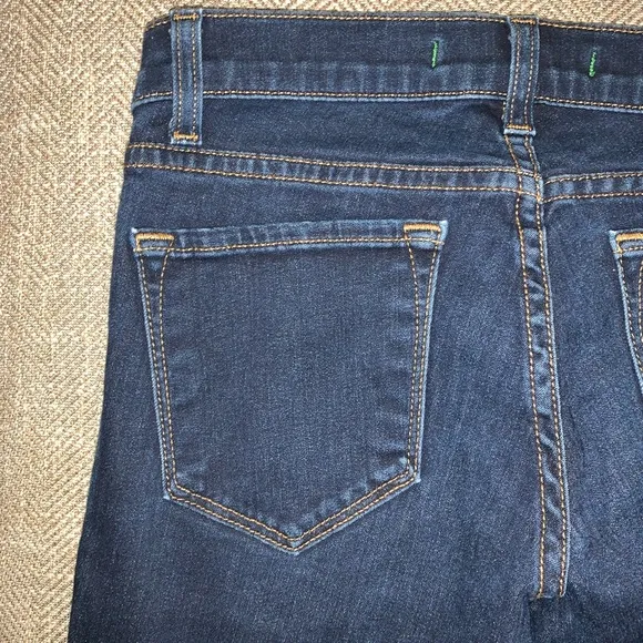 EUC J Brand Starless Skinny Jeans Size 25.
