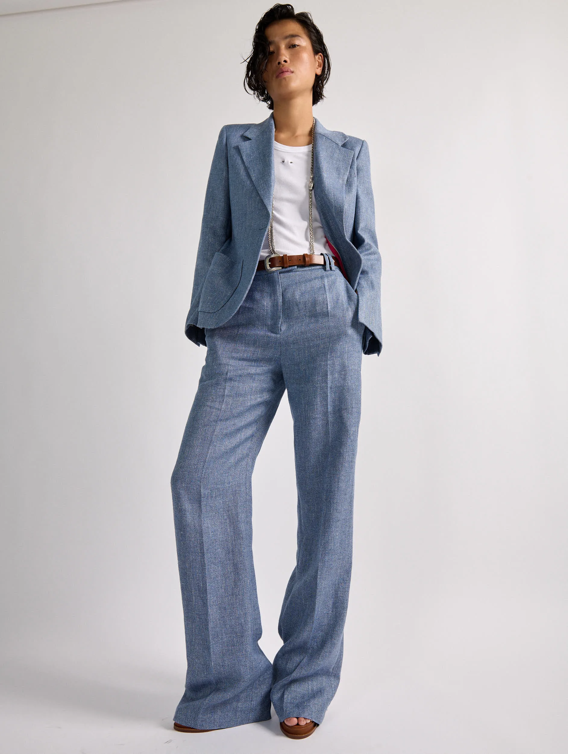 Fitted jacket in blue linen and cotton