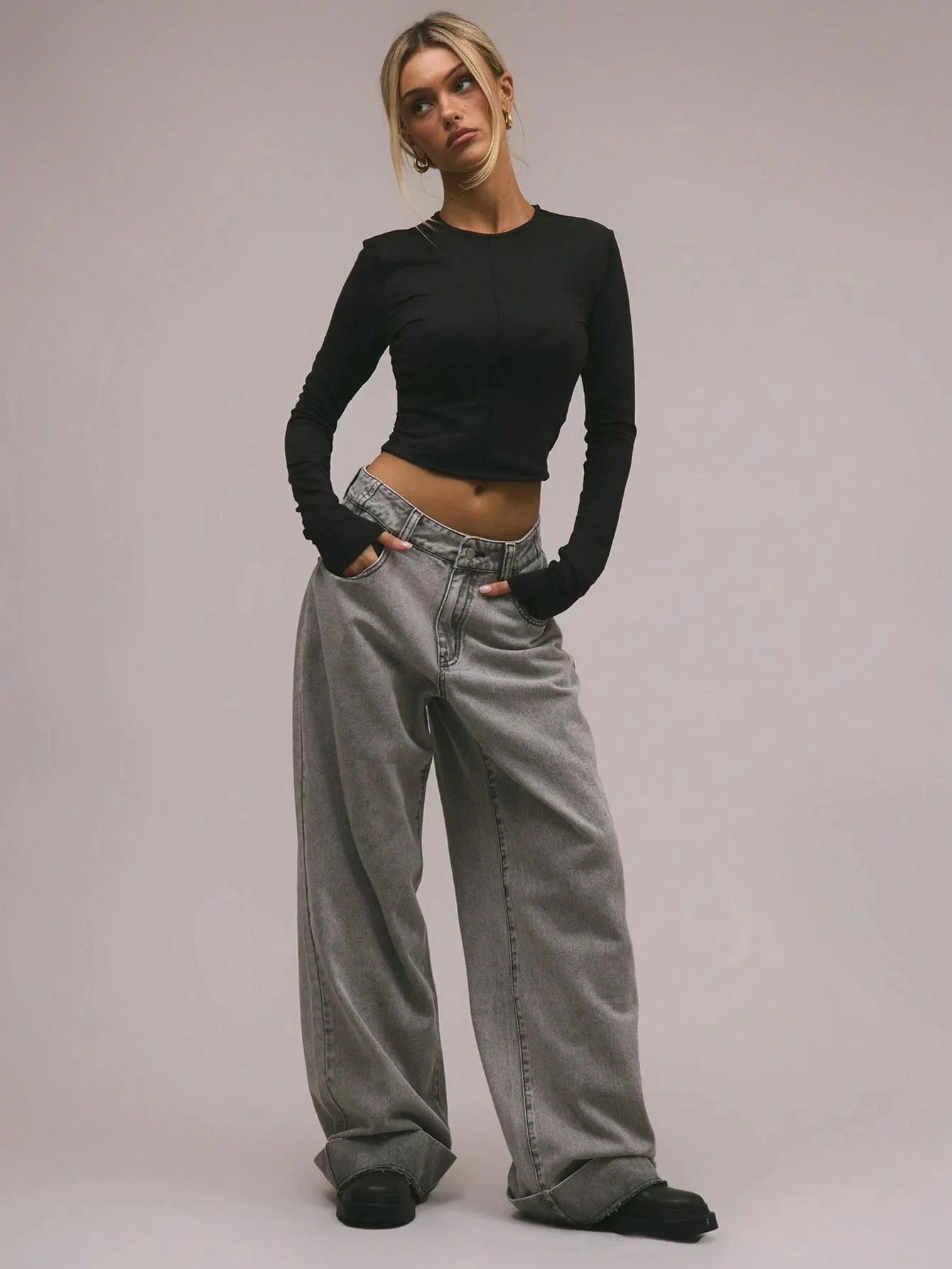 Fold-Up Hem Oversized Baggy Jeans – Trendy & Relaxed Fit
