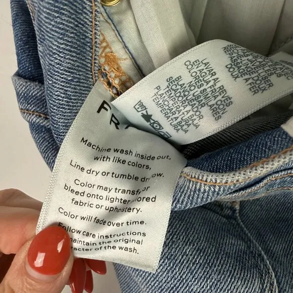 Frame Le Skinny de Jeanne Fray Hem Stiletto Jeans Dupont Wash Skinny Size 29 EUC