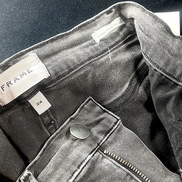 Frame Le Sylvie Slender Straight Leg Jeans