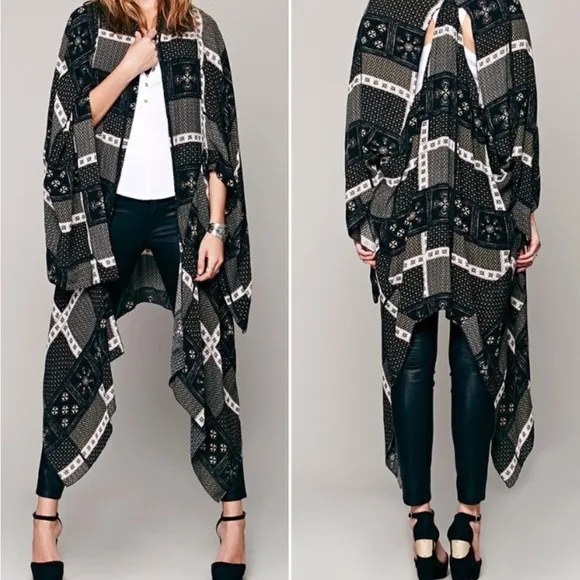 Free People Kiss The Sky Butterfly Kimono Duster Black and White Size XS/S