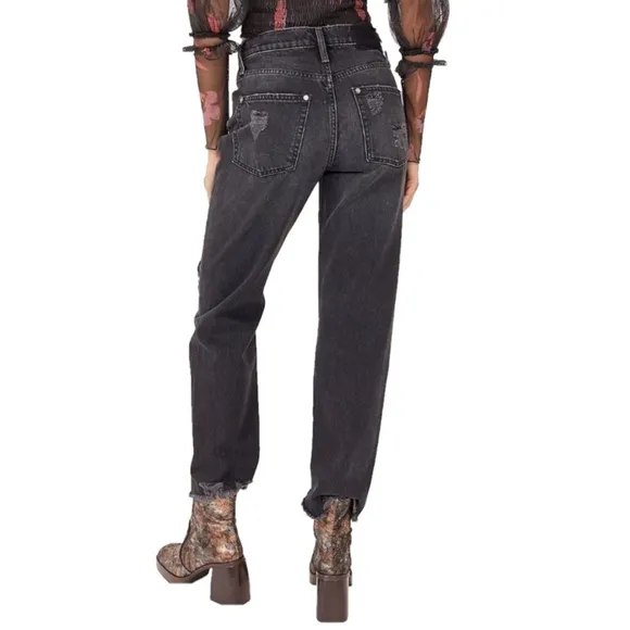 Free People - NWT Tapered Distressed Boyfriend Jeans, Obsidian Black, Size 31
