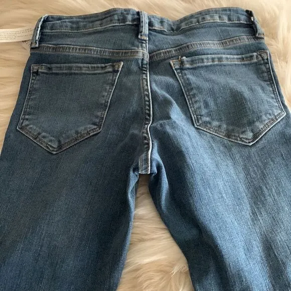 FREE PEOPLE STRAIGHT CROP RAW HEM JEANS W/ 5 POCKETS  NWT