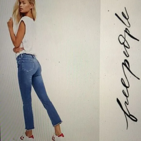 FREE PEOPLE STRAIGHT CROP RAW HEM JEANS W/ 5 POCKETS  NWT