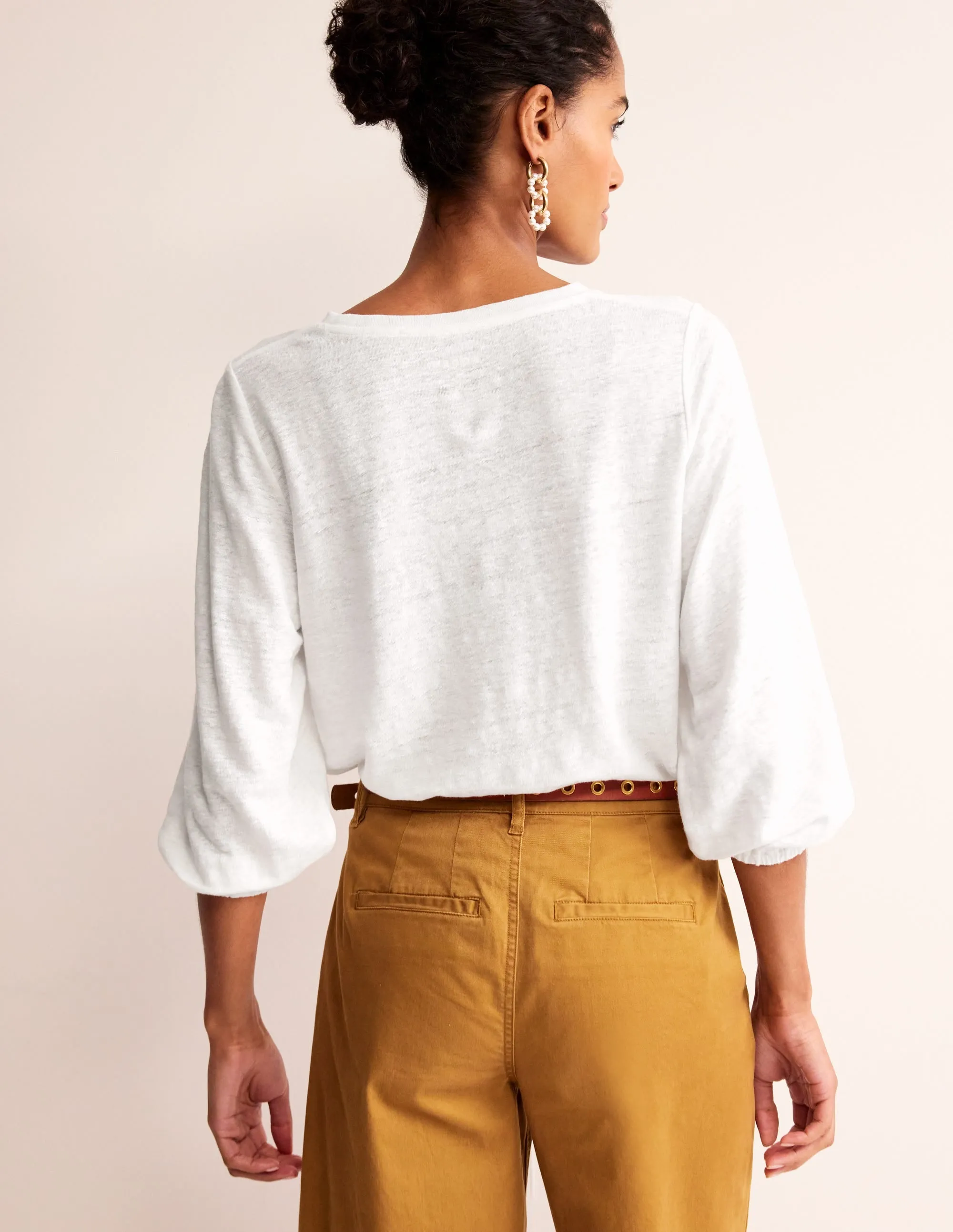 Gathered Neck Linen Jersey Top-White