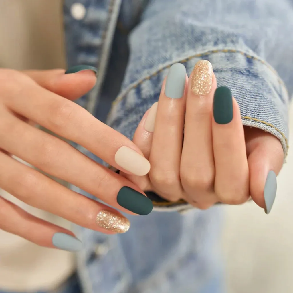 Gel Nail Sticker - Casual Street Look