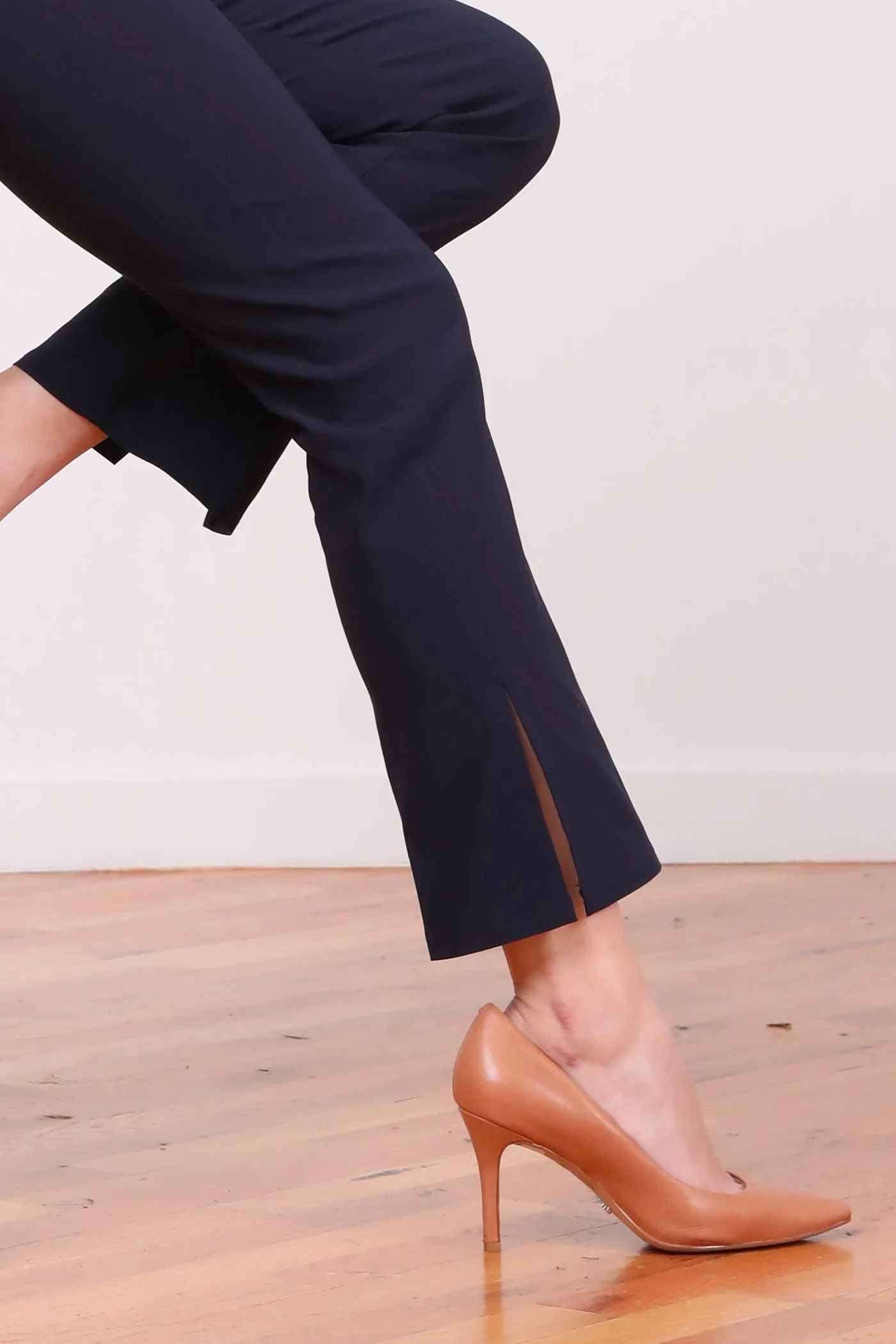 GISELA Signature Navy