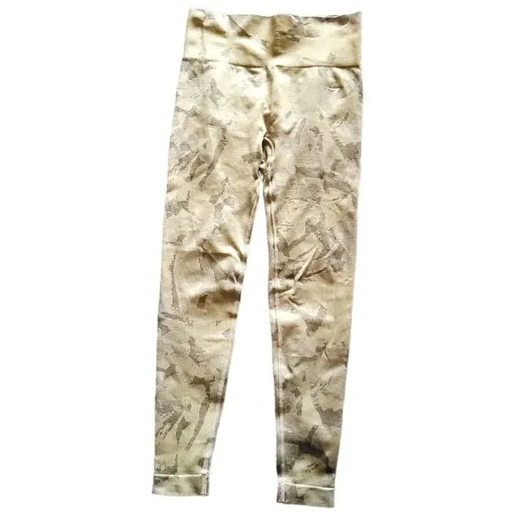 GymShark Adapt Tan Camo Seamless Sports Bra Legging Set Womens Small