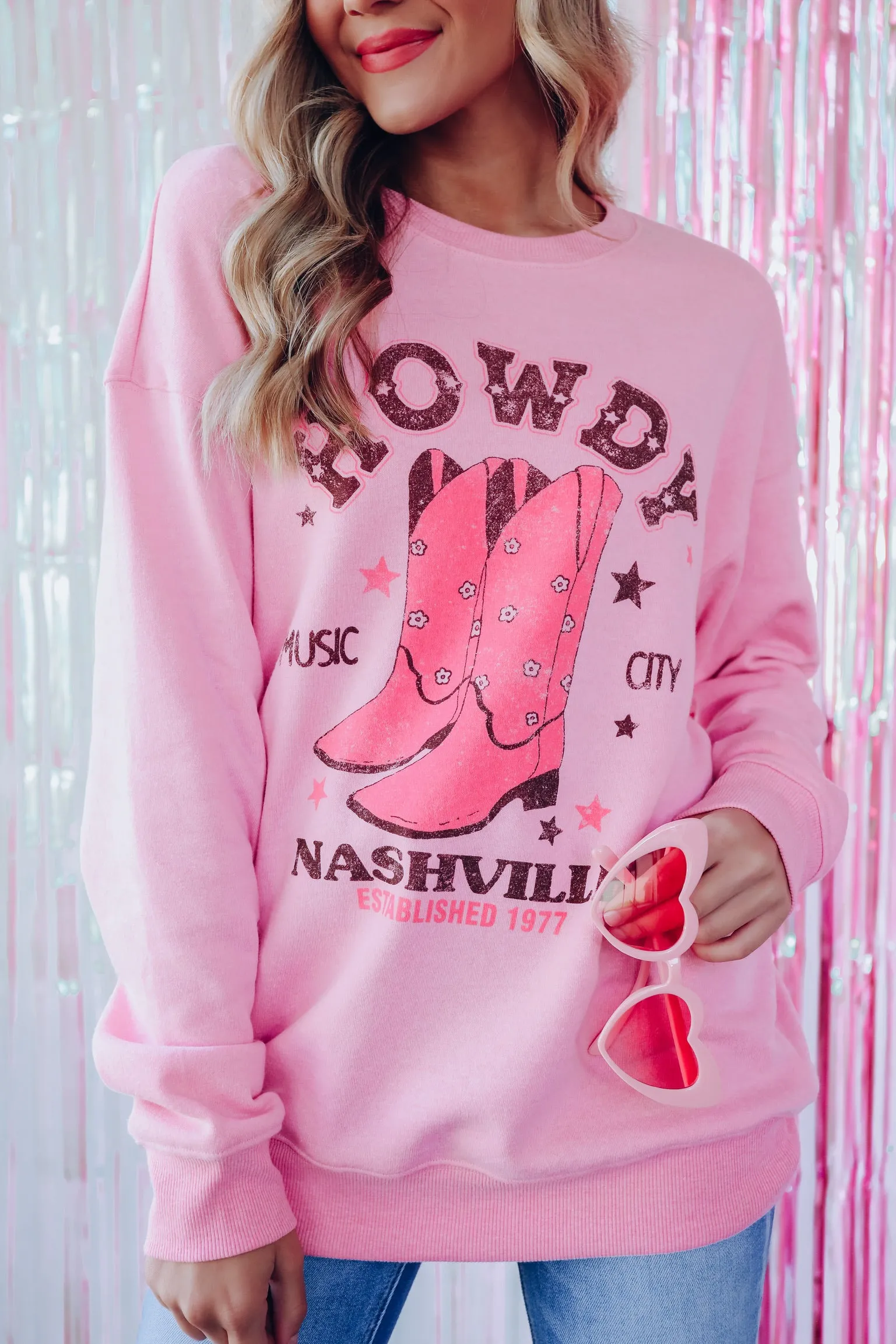 Howdy Nashville Graphic Sweatshirt - Pink