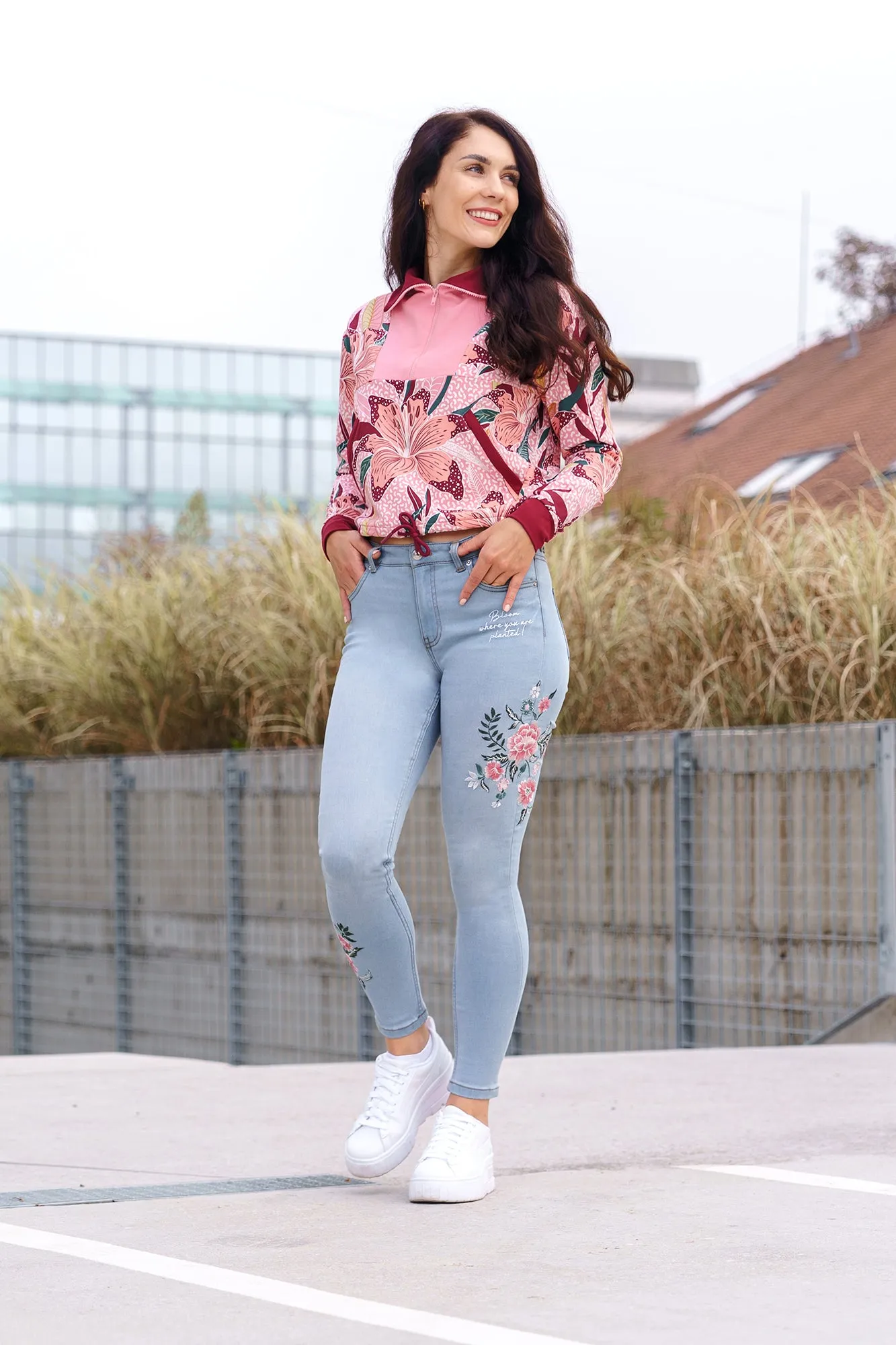 Jeans Flourish