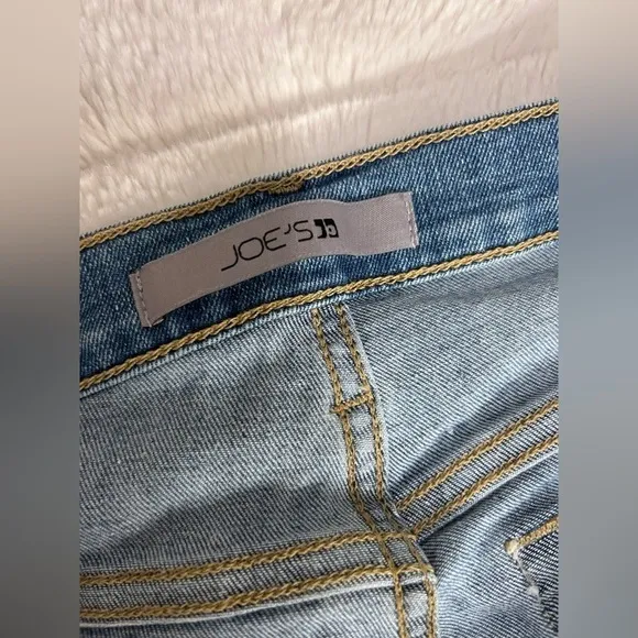 Joe’s Jeans- High-Rise Flare