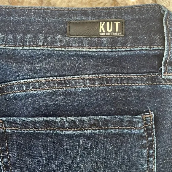 Kut from the Kloth Denim Jeans sz 6 Tapered Ankle Skinny Soft Like New