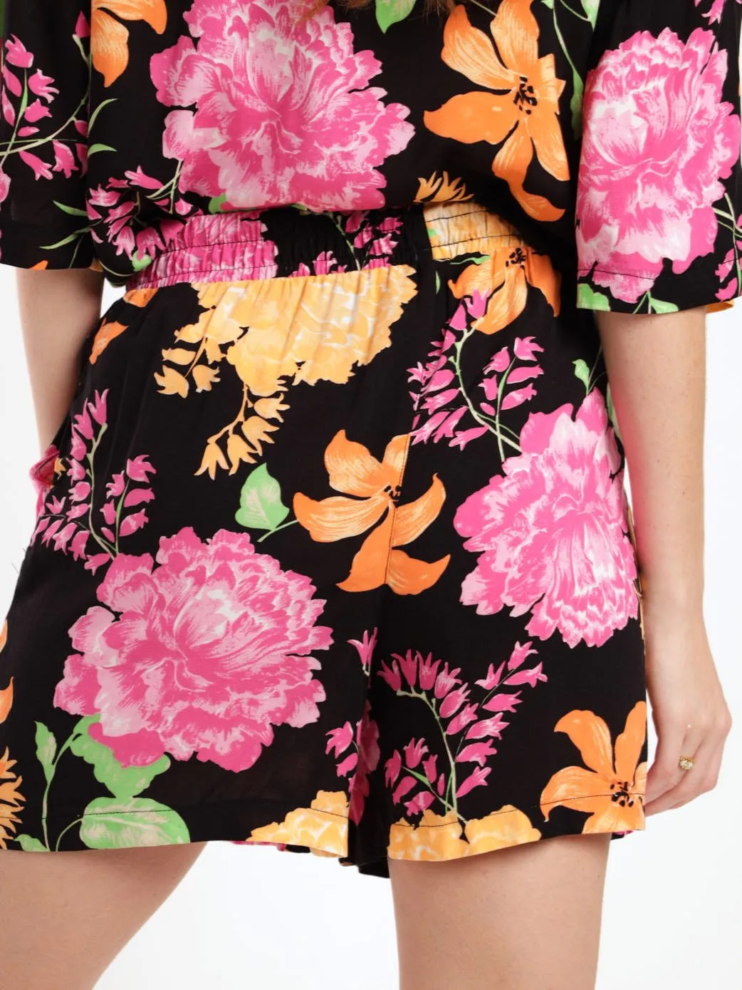 Ladies Short Sleeve Boxy Floral Shirt - Black/Orange
