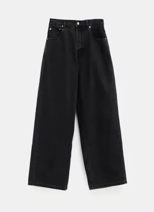 Le de-Nîmes Jeans