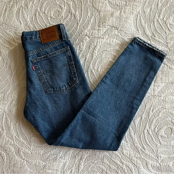 Levi's - Premium - Wedgie Icon Fit Ankle Jeans - Athens Asleep - Medium Wash