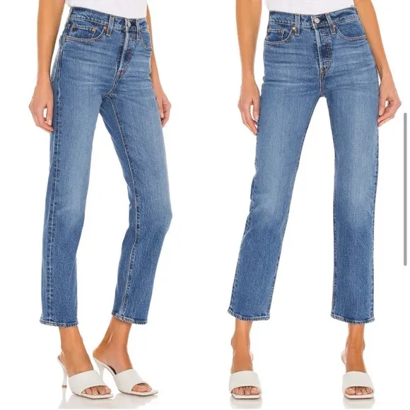 Levis Premium Wedgie Straight Jeans in Jive Sound Size 24 New