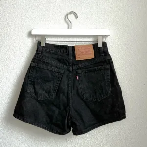 Levi’s• Vintage 512 High Rise Jean Shorts