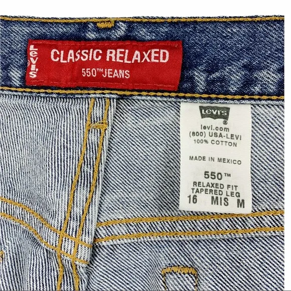 Levi’s Woman's 550 Classic Relaxed Blue Jeans Tapered Leg