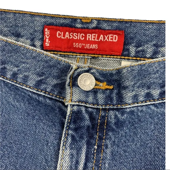 Levi’s Woman's 550 Classic Relaxed Blue Jeans Tapered Leg
