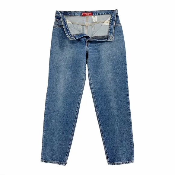 Levi’s Woman's 550 Classic Relaxed Blue Jeans Tapered Leg