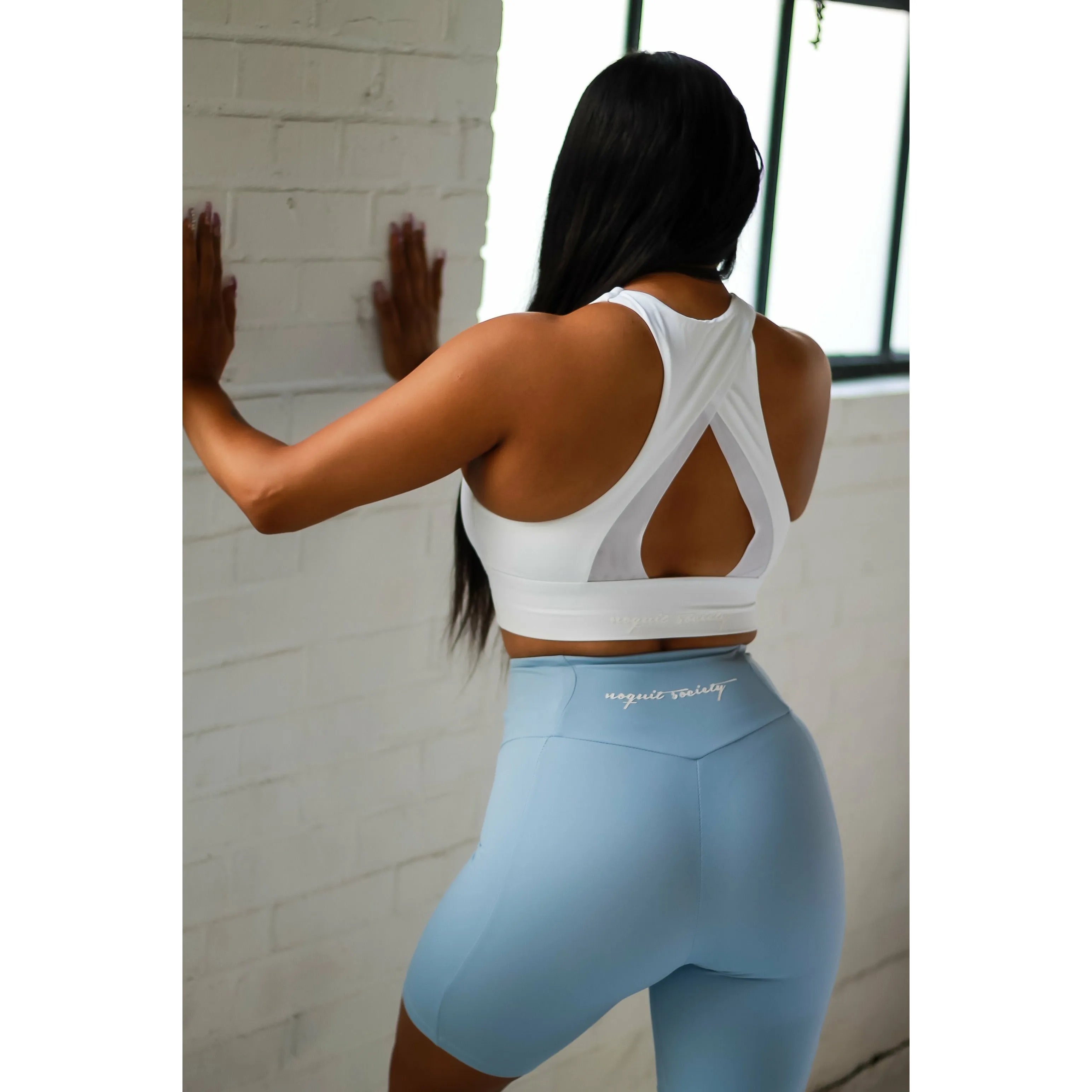LIMITLESS BIKER SHORTS -MIST BLUE