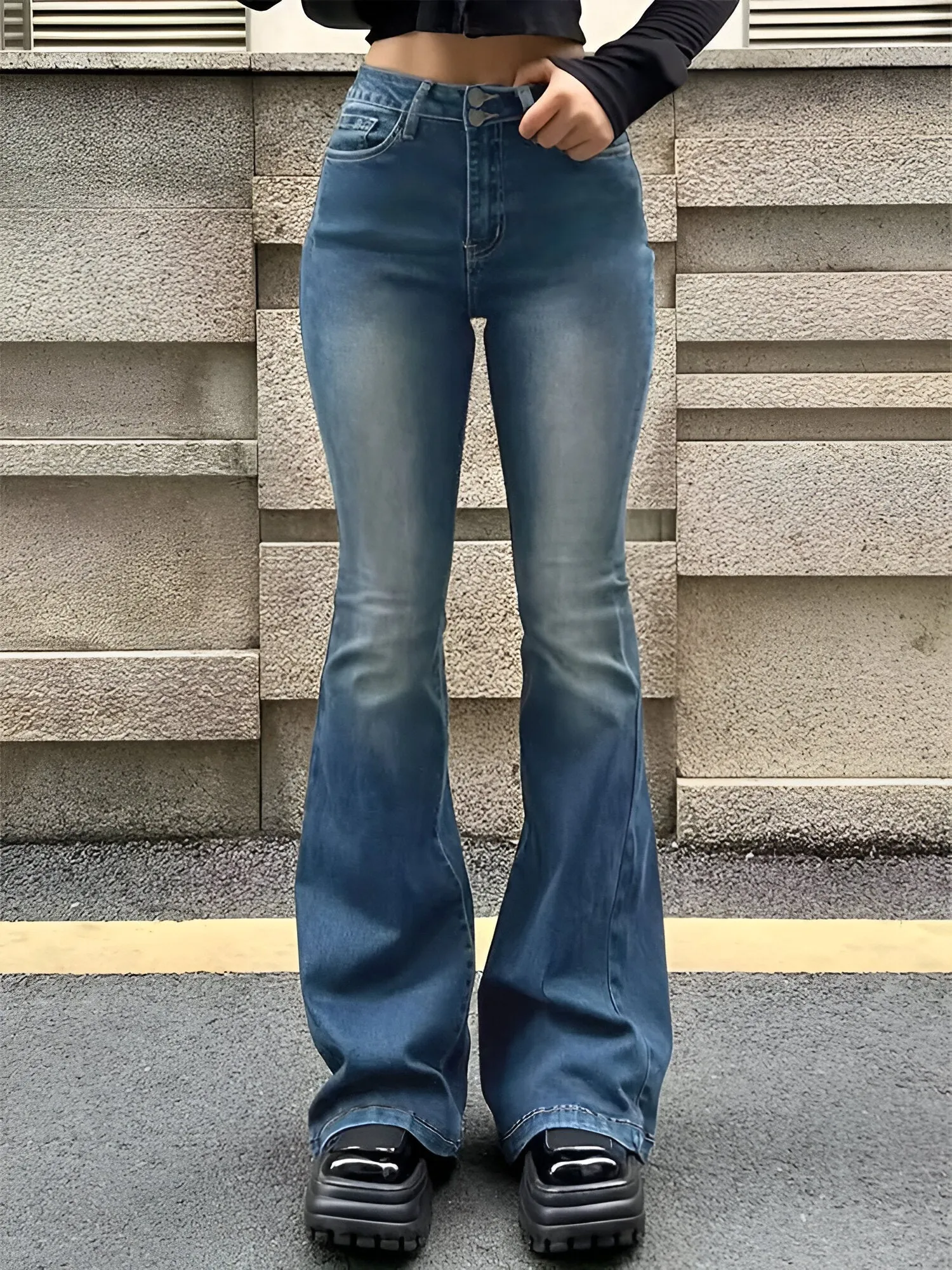 Ludka | High-Waist Flare Stretch Mustache Jeans