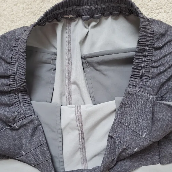 Lululemon &amp;Go Endeavor Shorts in Heathered Gray sz8