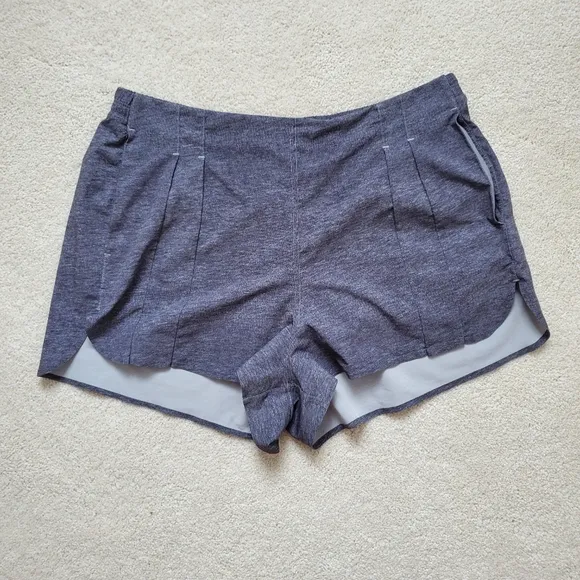 Lululemon &amp;Go Endeavor Shorts in Heathered Gray sz8